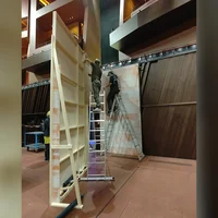 An der Philharmonie eng Stater Stroossekuliss opbauen | © Kerstin Thalau